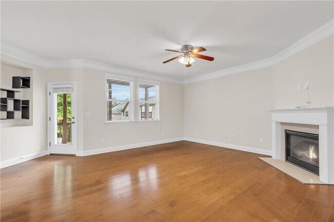 Building Photo - 3295 Carrick Rd