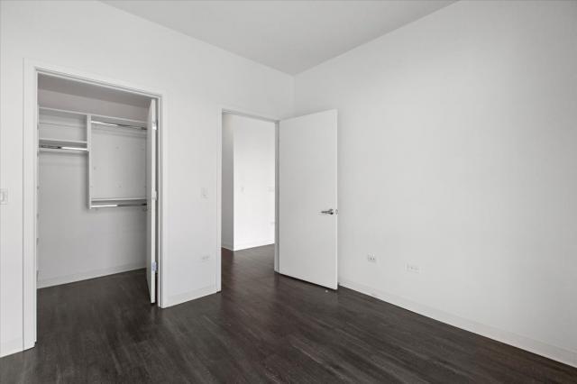 Building Photo - 1 bedroom in Chicago IL 60642