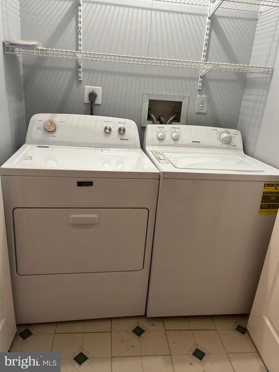 Building Photo - 3105 Trinity Ct