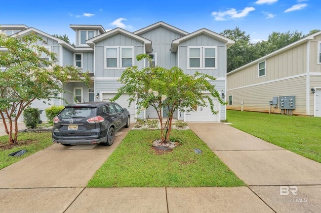 Building Photo - 25806 Pollard Rd