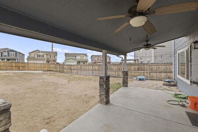 Building Photo - Spacious 4-Bedroom Home with Loft, Solar & Fenced Backyard