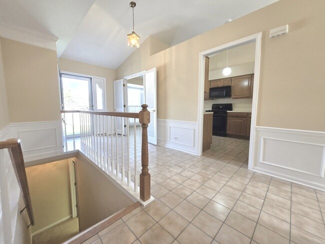 Building Photo - 713 Alsace Ct