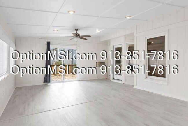 Building Photo - Welcome home to this charming two-story in South Woods subdivision