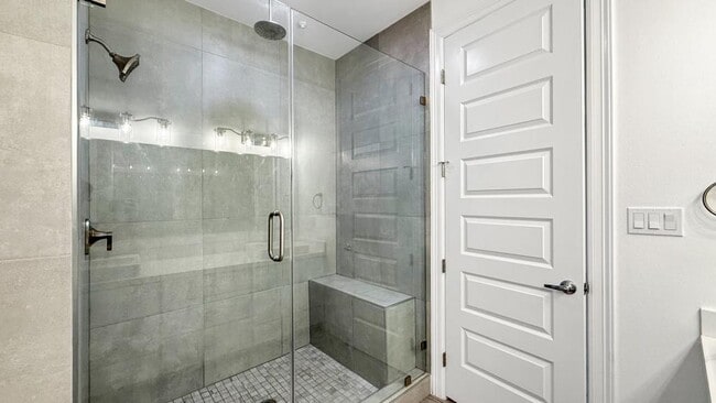 Building Photo - 5106 Sebastian Dr