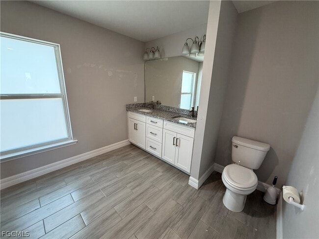 Building Photo - 5903 Ida Ave N