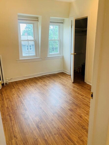 Building Photo - 145 Carpenter Ave