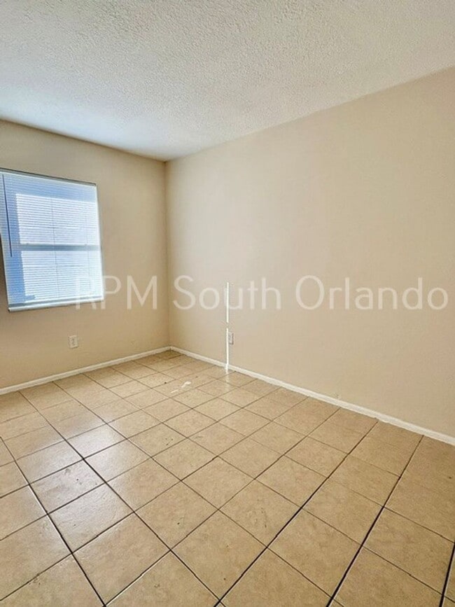 Building Photo - Charming 3-bedroom, 2-bathroom home Located in a well-established neighborhood in Ocoee