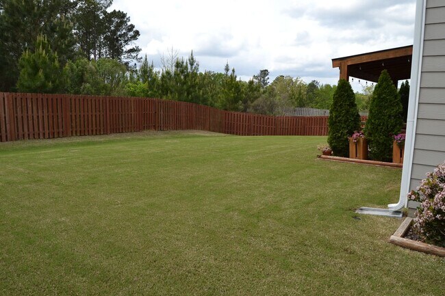 Building Photo - 4639 Southwind Rd