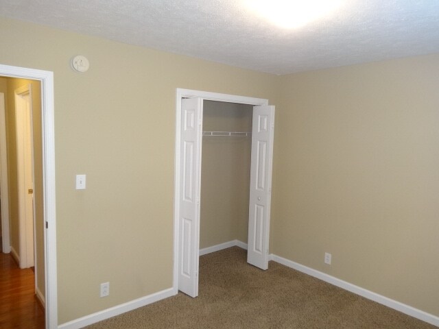 Building Photo - 1648 Cedar Springs Cir