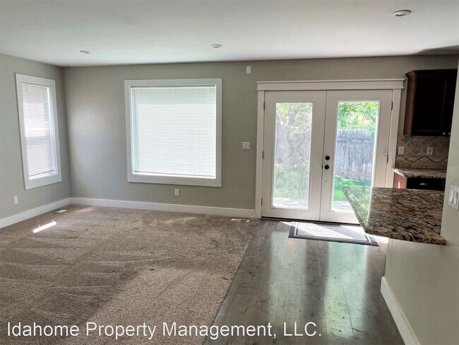 Building Photo - 4 br, 2.5 bath House - 10539 W Merab Ct