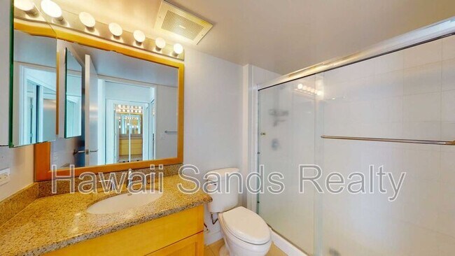 Building Photo - 1288 Kapiolani Blvd