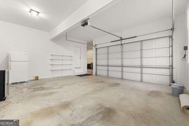 Building Photo - 1475 Boomer Cir