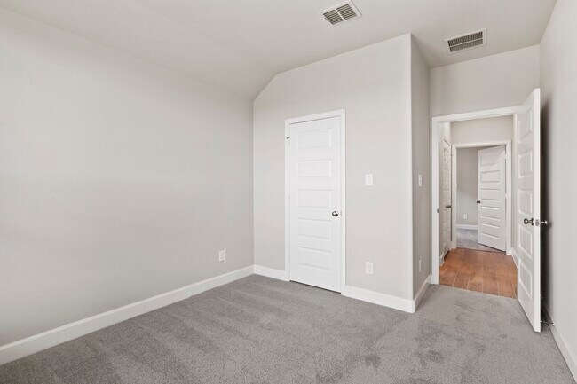 Building Photo - 27122 Butterfly Mint Ln