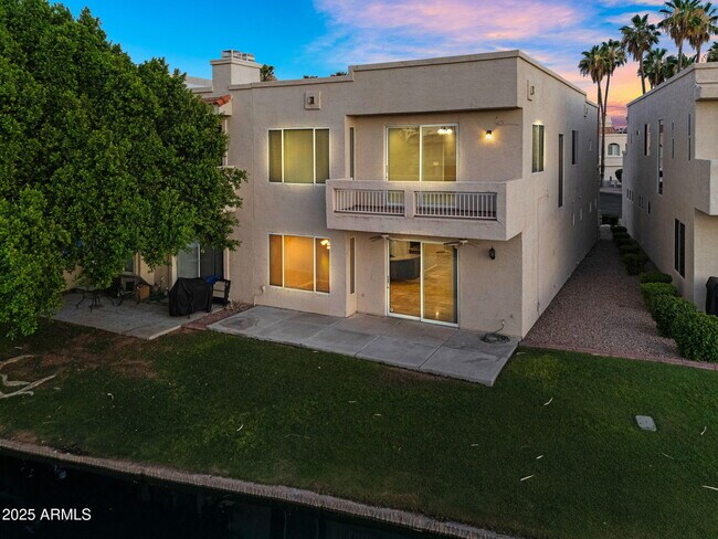 Building Photo - 1414 W Coral Reef Dr