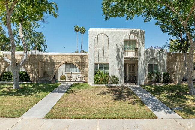 Building Photo - Continental Villas