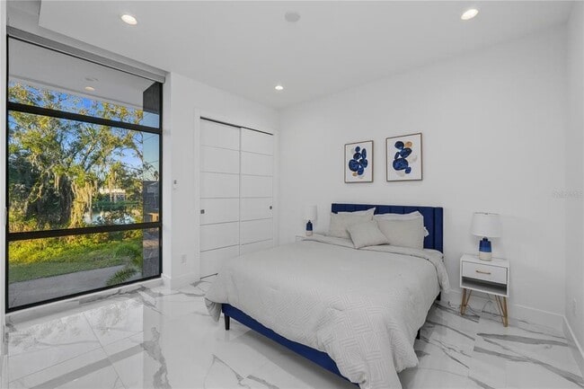 Building Photo - 7608 Antilla St