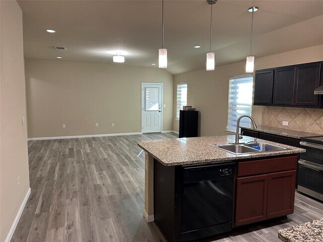 Building Photo - 3505 Stephans St