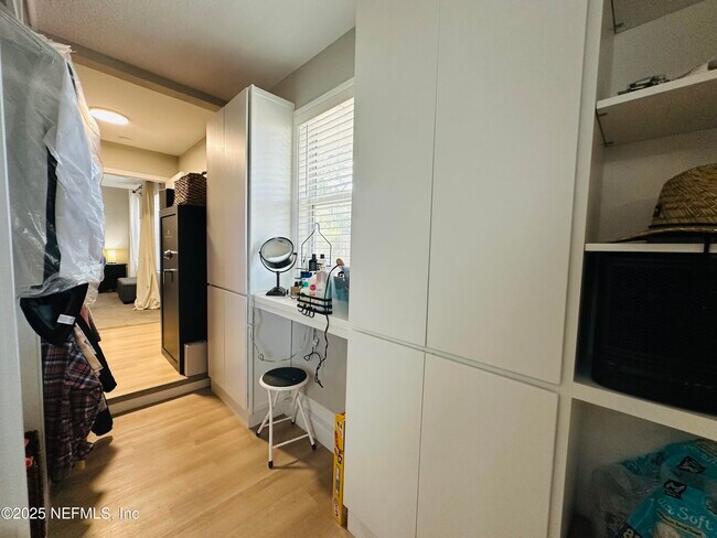 Building Photo - 14066 Inlet Dr