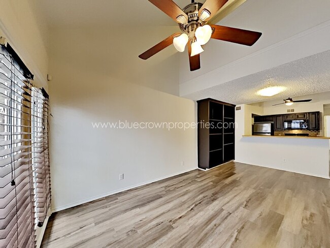 Building Photo - 13215 Emily Rd