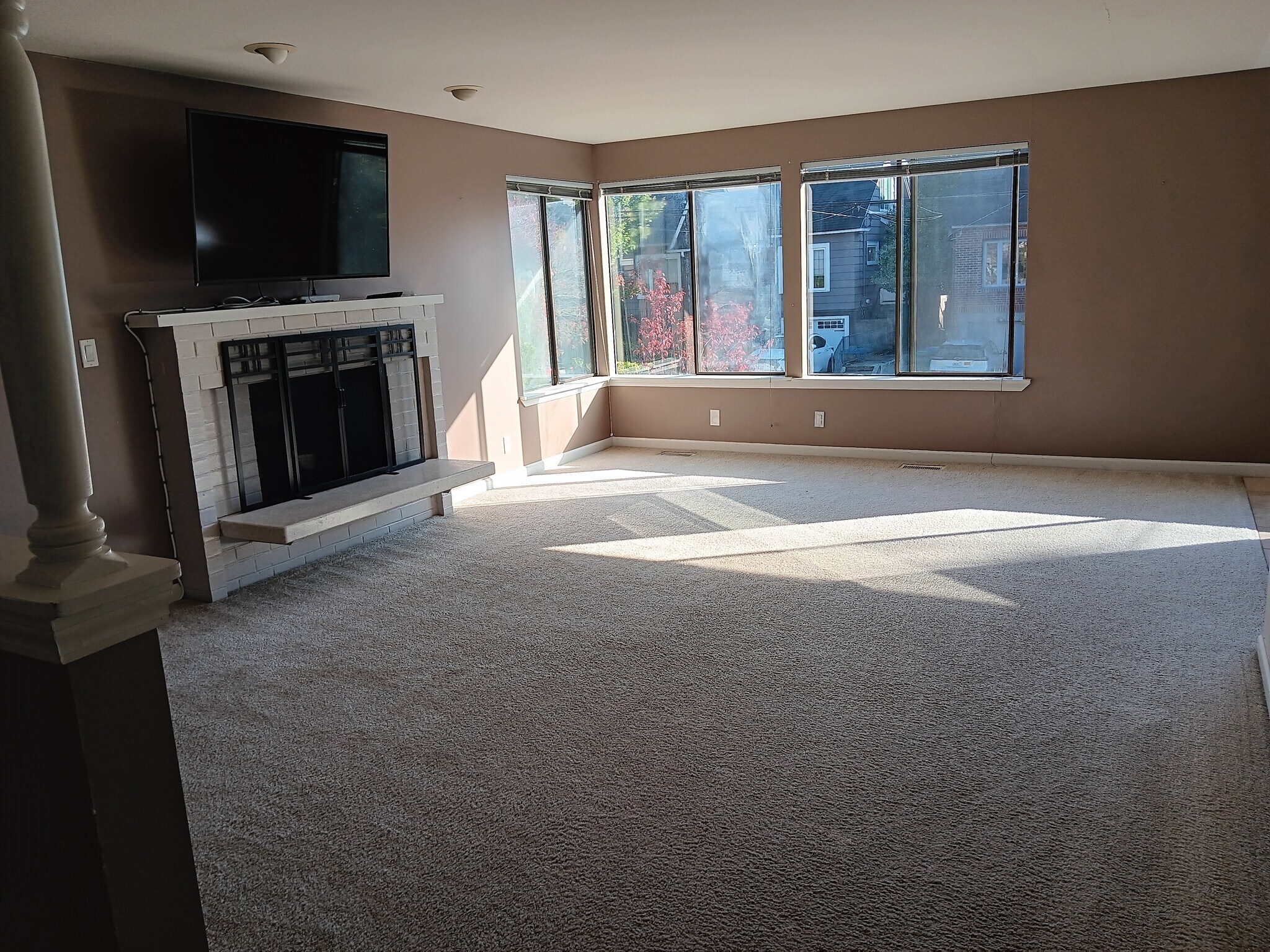 Building Photo - 518 NE 85th St