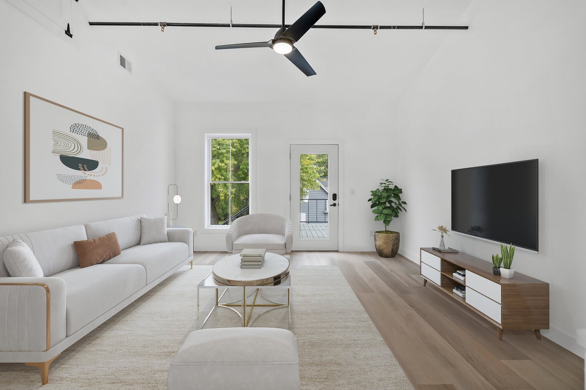 Building Photo - 308 Oak St