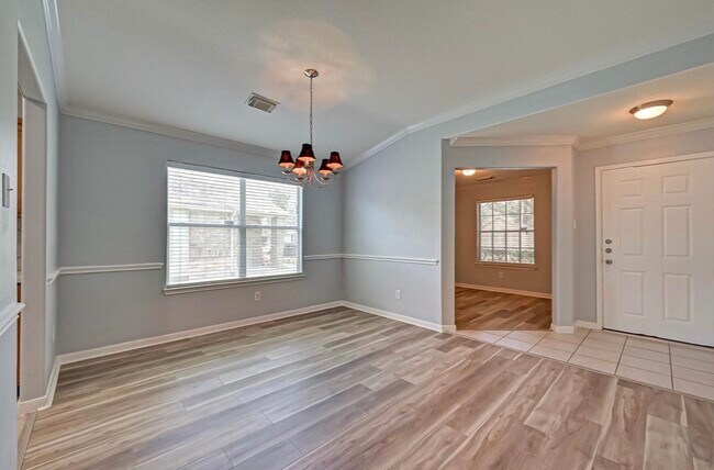 Building Photo - 26435 Marble Falls Bend