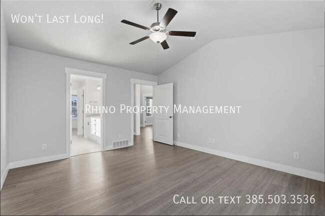 Building Photo - 4452 N Summer View Dr