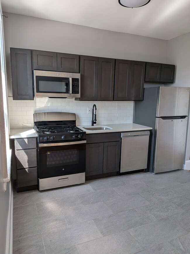 Floorplan - 758 Jersey Avenue