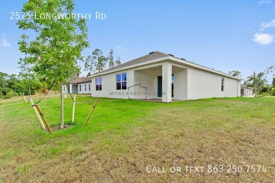 Building Photo - 2575 Longworthy Rd