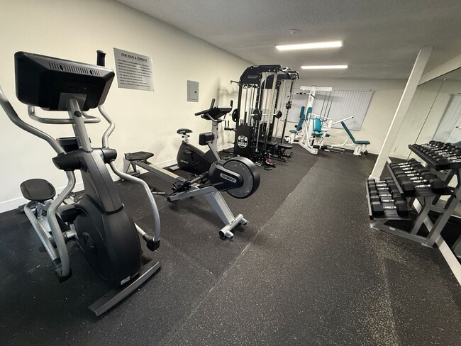 Building Photo - Modern 1-Bedroom Apartment in Prime Sherman Oaks