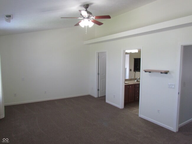 Building Photo - 13888 Willesden Cir