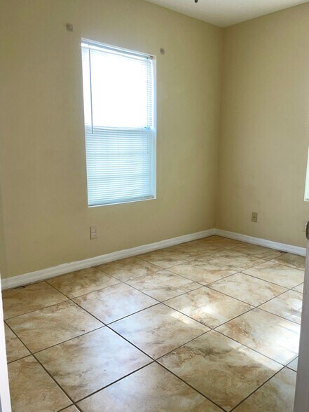 Building Photo - 316 N Grandview Ave