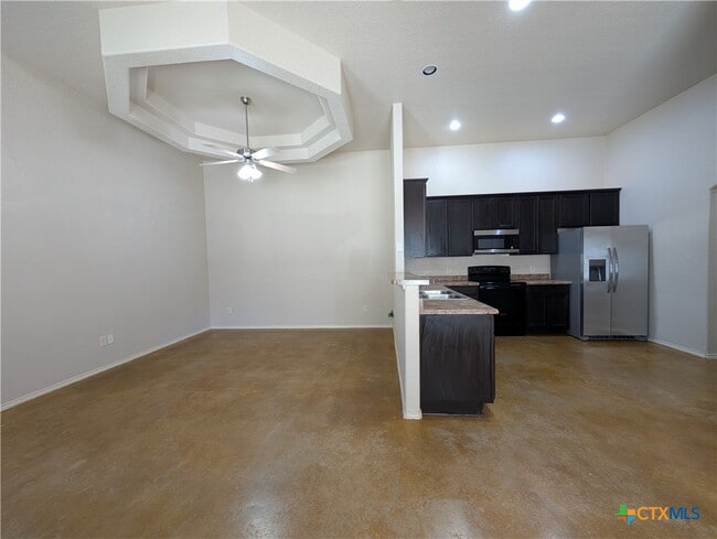 Building Photo - 208 Anne Louise Dr