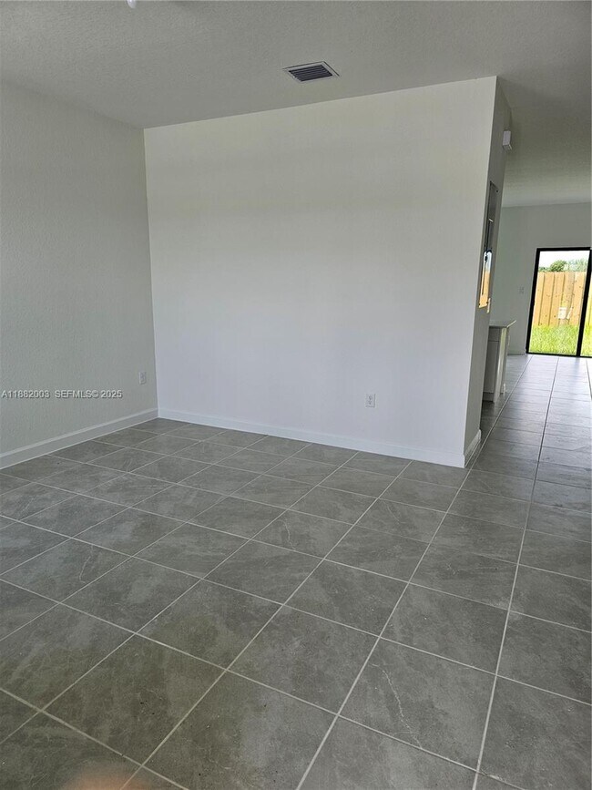 Building Photo - 13313 SW 285th St