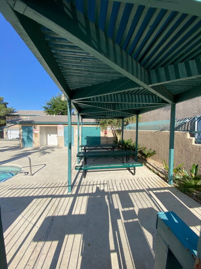Building Photo - AMERICANA Property Mgmt - Gated 2beds -2baths Townhouse in Spring Valley