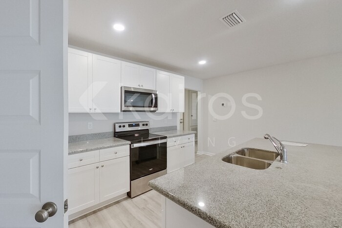 Building Photo - 152 Swallowtail Ln