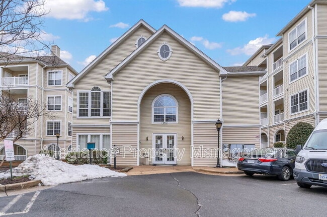 Building Photo - 4560 Strutfield Ln