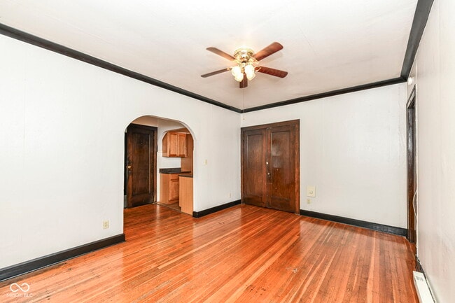 Building Photo - 590 Woodruff Pl W Dr