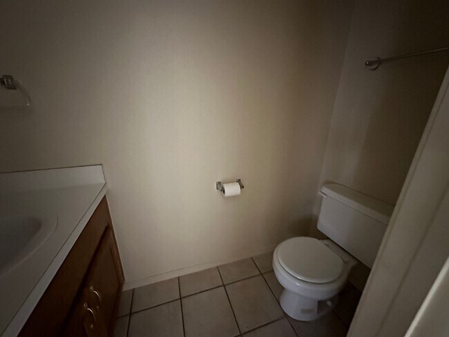 Building Photo - 225 E L St