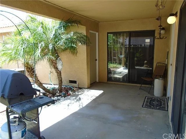 Building Photo - 811 Alondra Dr