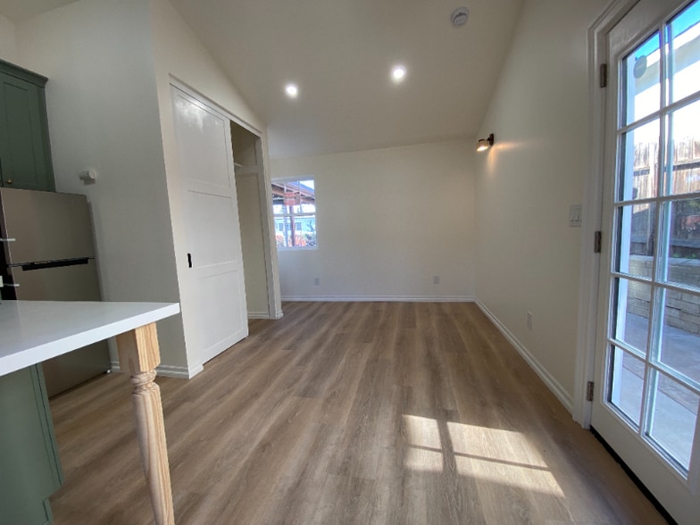 Building Photo - 3574 Trophy Dr