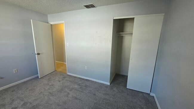 Building Photo - 3BR / 1BA Rental Home – Fresh Updates – Leesburg