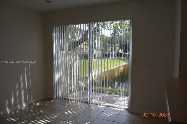 Building Photo - 2851 Prospect Rd