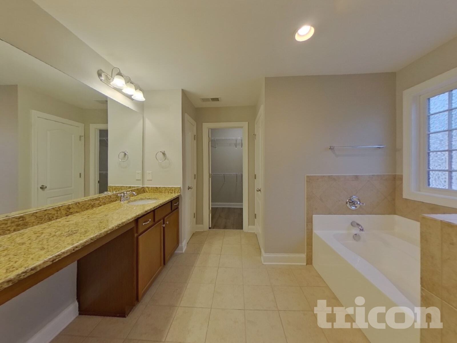 Building Photo - 428 Castlebury Ct