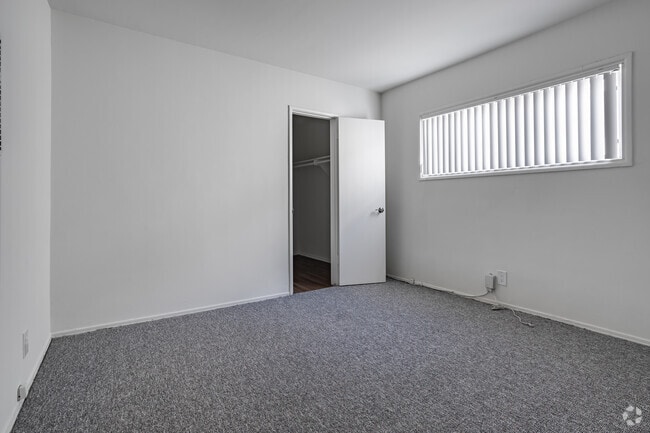 1BR, 1BA - Unit B - Fourth Avenue