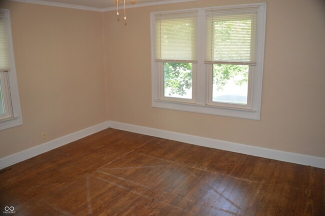 Building Photo - 6048 N College Ave