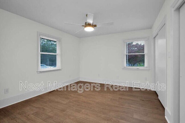 Building Photo - 301 Fairfield Rd
