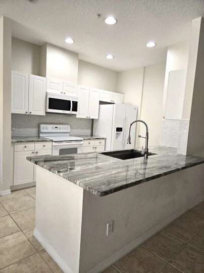 Building Photo - 632 Pinebranch Cir