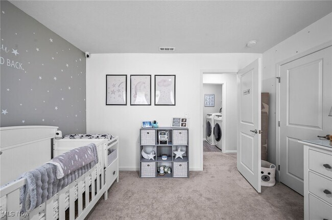 Building Photo - 9256 Preserve Way