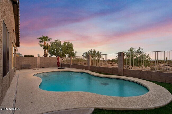 Building Photo - 4615 E Prickly Pear Trail